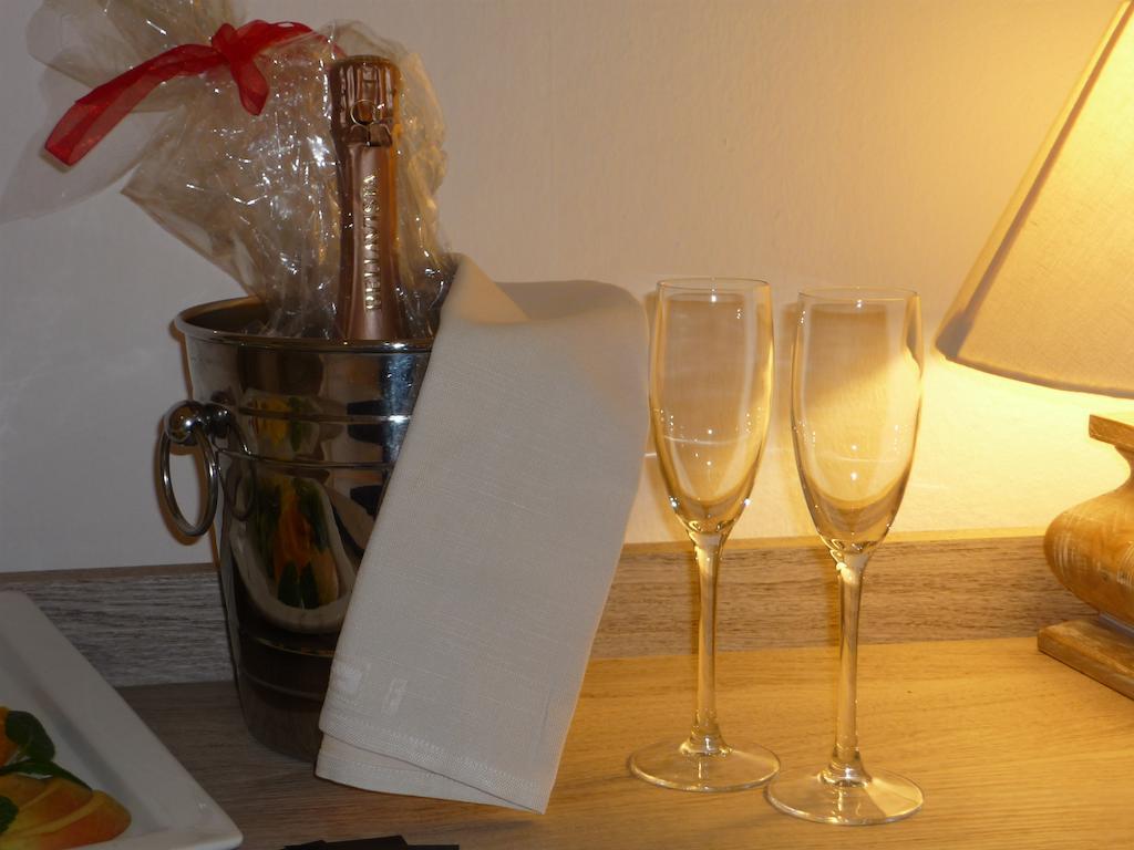 La Locanda Dell'Officina Όλμπια Δωμάτιο φωτογραφία